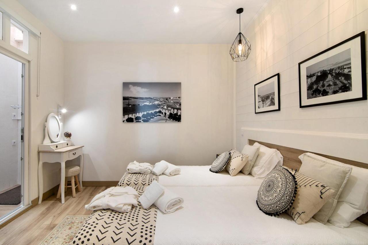 Casa Na Travessa Apartment ฟารู ภายนอก รูปภาพ